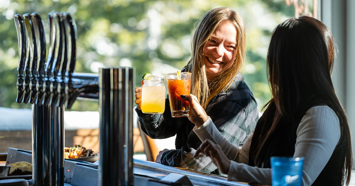 Happy Hour & Gaming Fox & Hound Smokehouse Grill & Bar